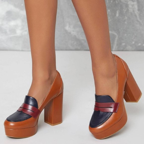 NIB Tan Platform Penny Loafers Chunky Heels - Picture 2 of 4